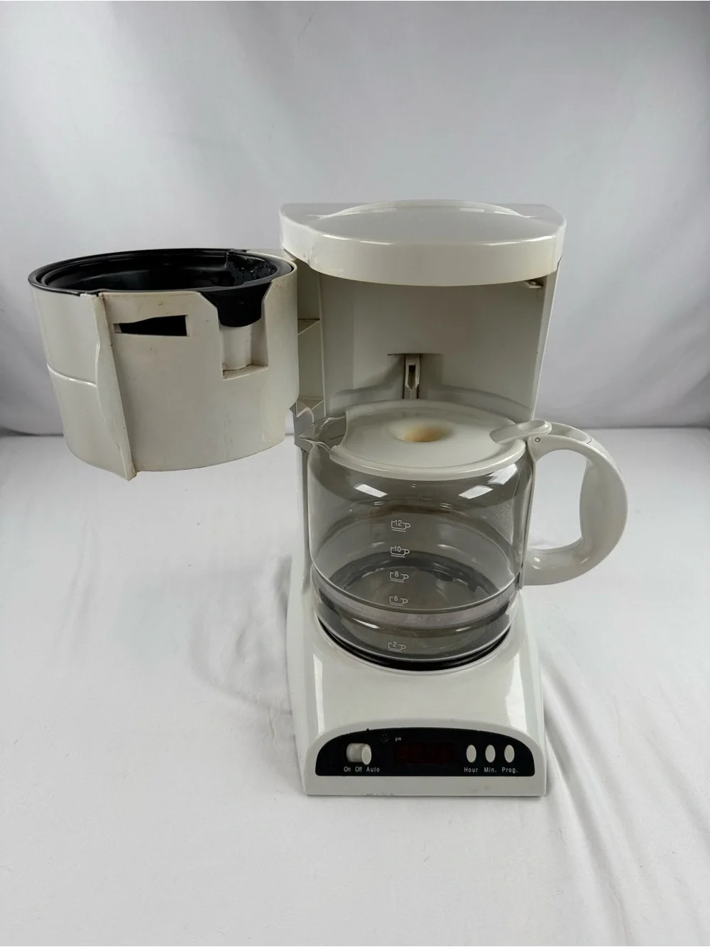 Hamilton Beach White 13 Cup Coffee Maker with Glass Carafe and Digital Controls
